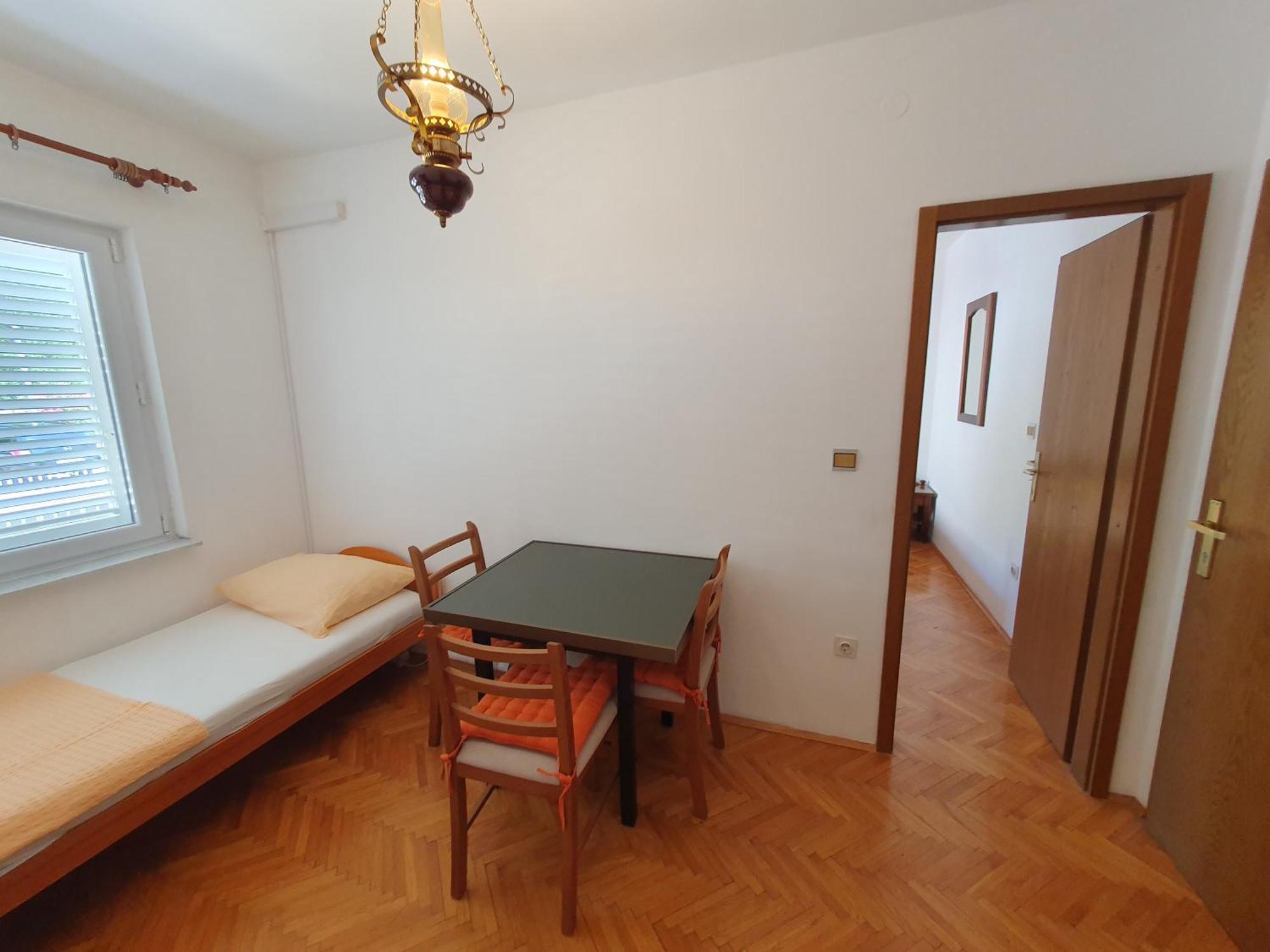 Apartmani Miljak Omiš Eksteriør billede