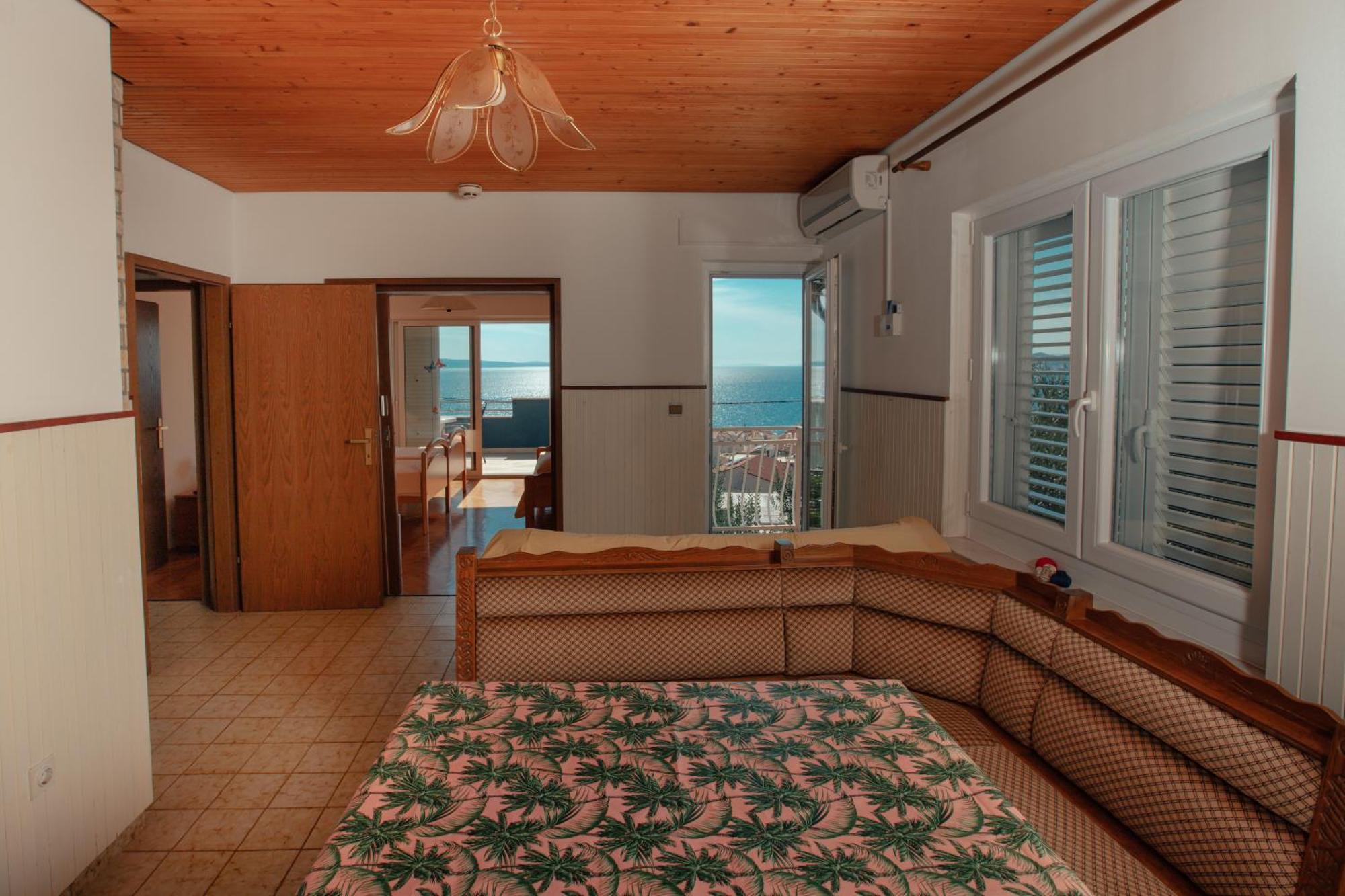 Apartmani Miljak Omiš Eksteriør billede