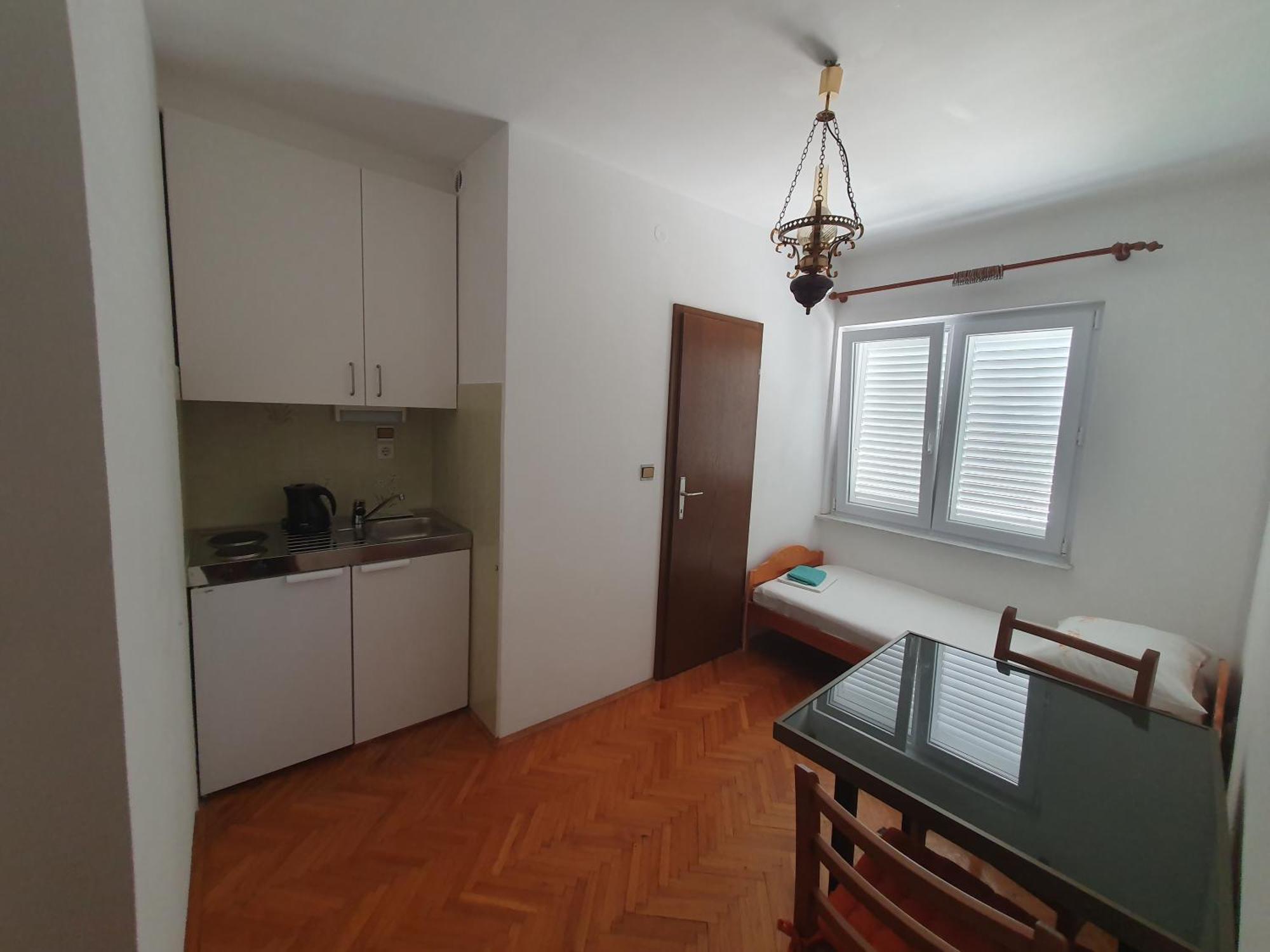 Apartmani Miljak Omiš Eksteriør billede