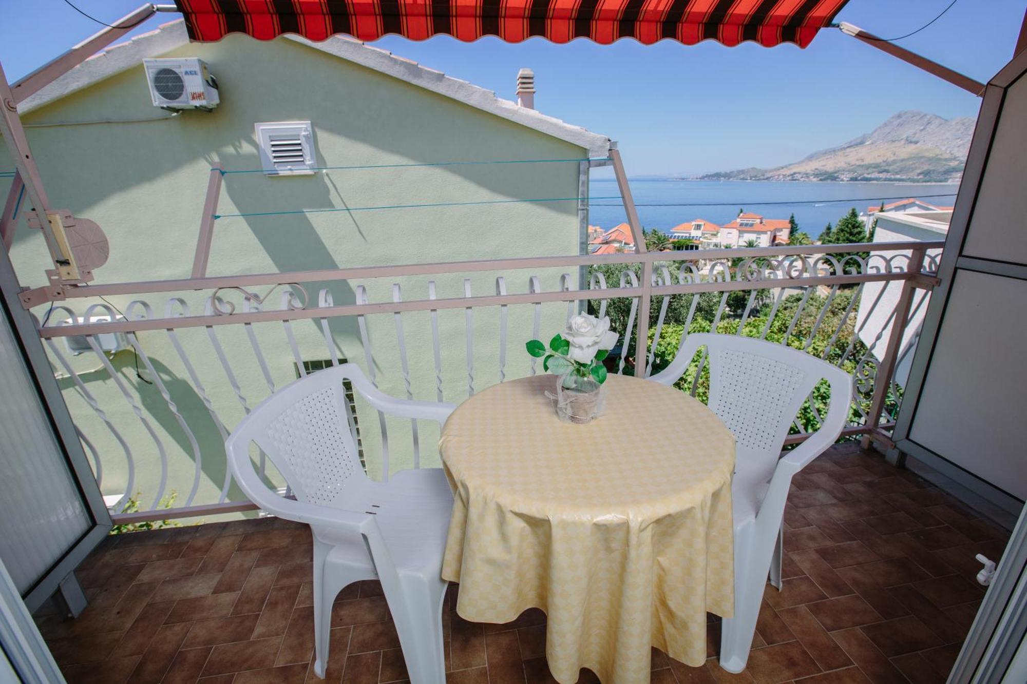 Apartmani Miljak Omiš Værelse billede