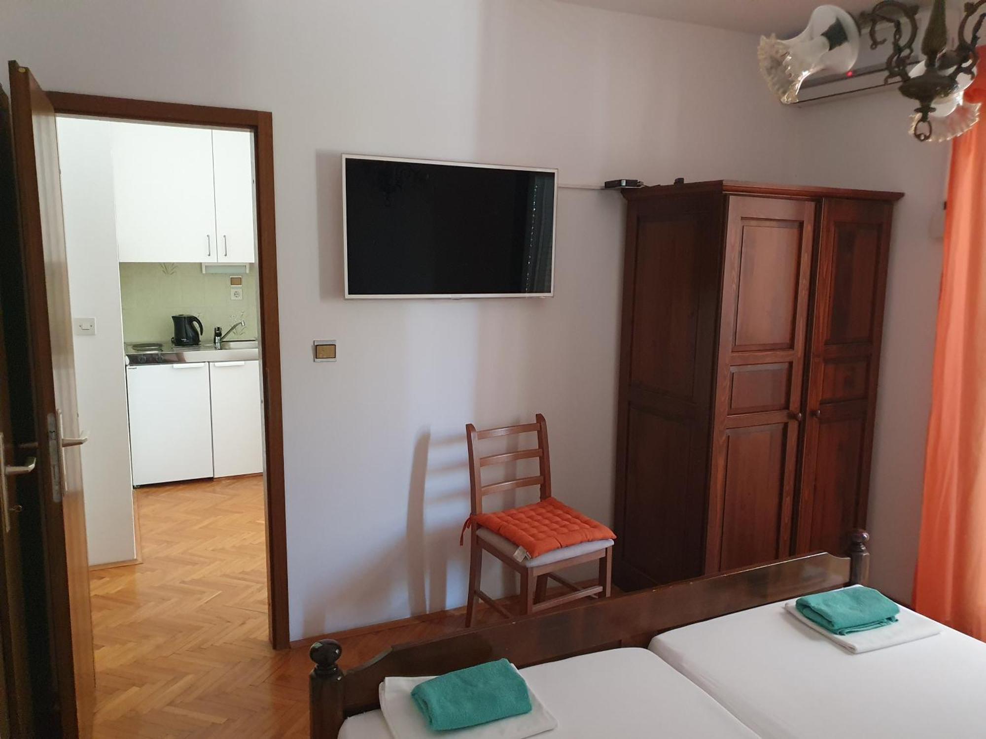 Apartmani Miljak Omiš Værelse billede