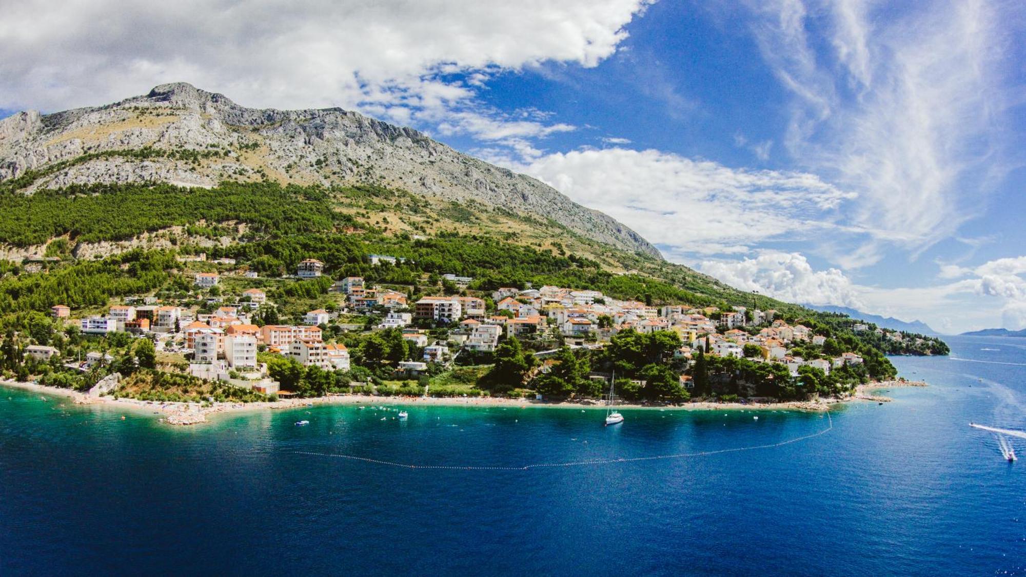 Apartmani Miljak Omiš Eksteriør billede